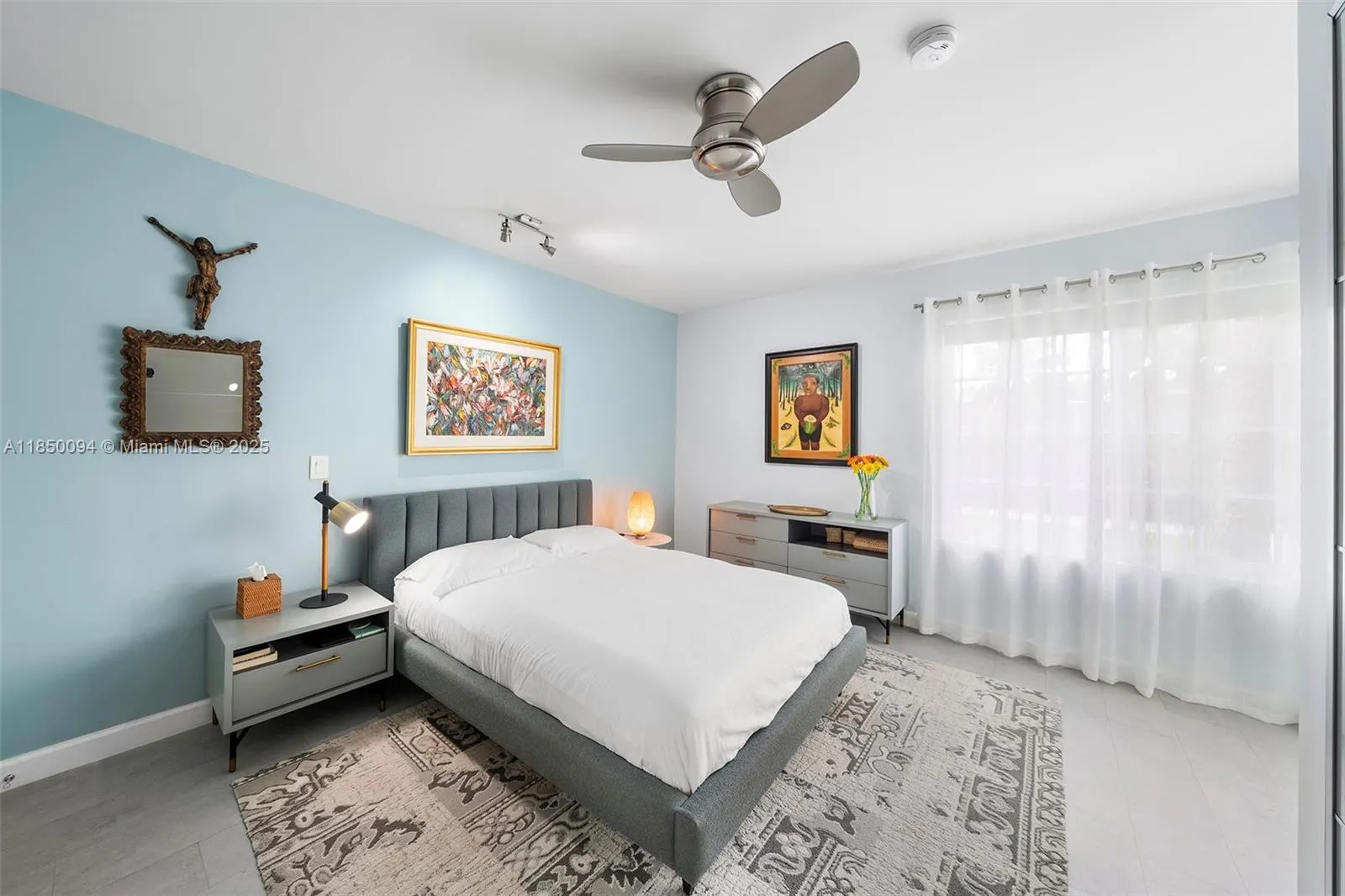 1569 Michigan Ave, #10