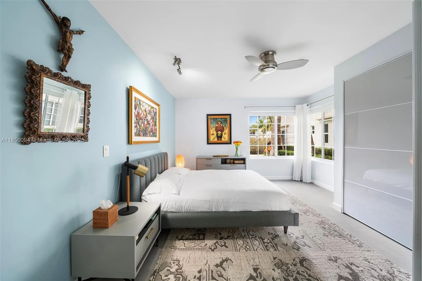 1569 Michigan Ave, #10