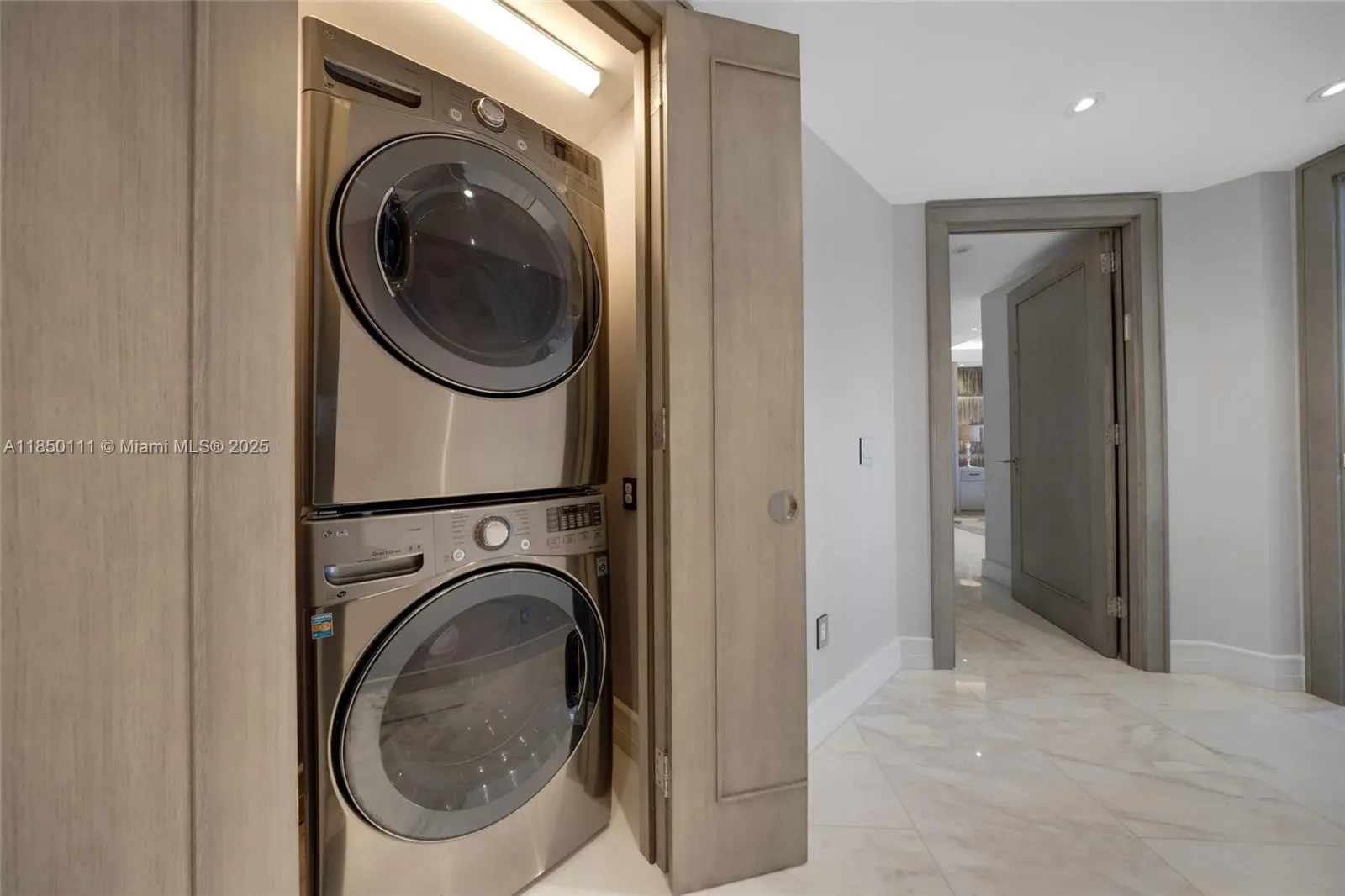 9801 Collins Ave, #PH11 Great Renovation