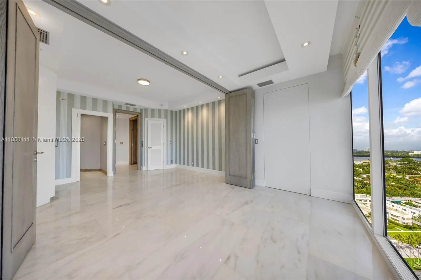 9801 Collins Ave, #PH11 Great Renovation