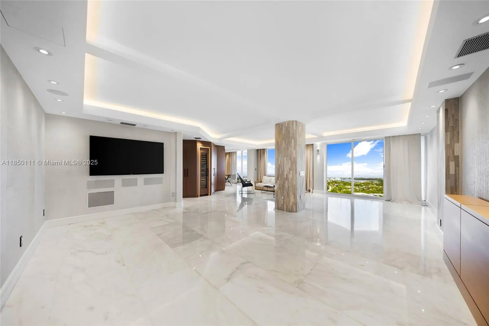 9801 Collins Ave, #PH11 Great Renovation
