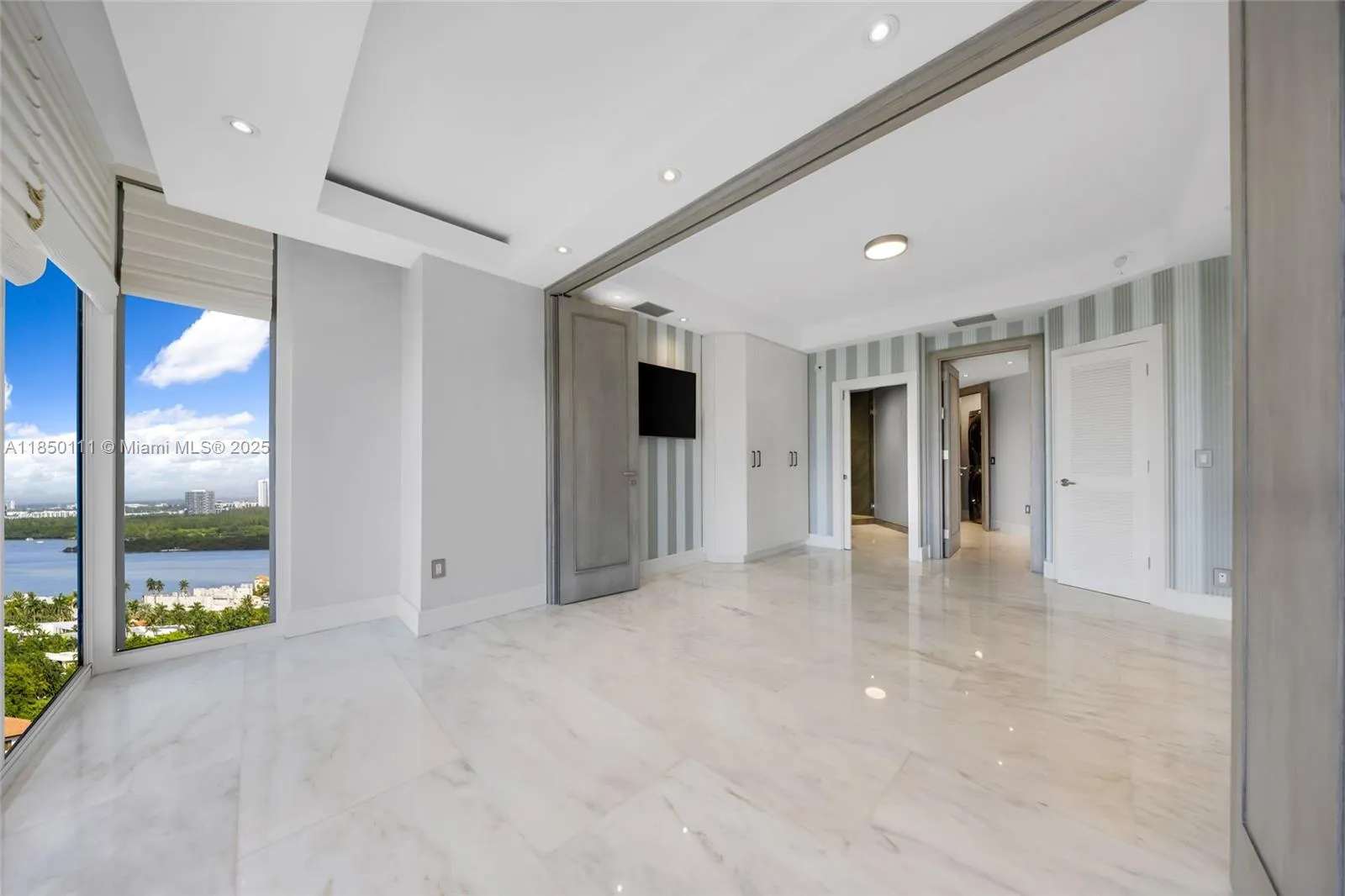 9801 Collins Ave, #PH11 Great Renovation