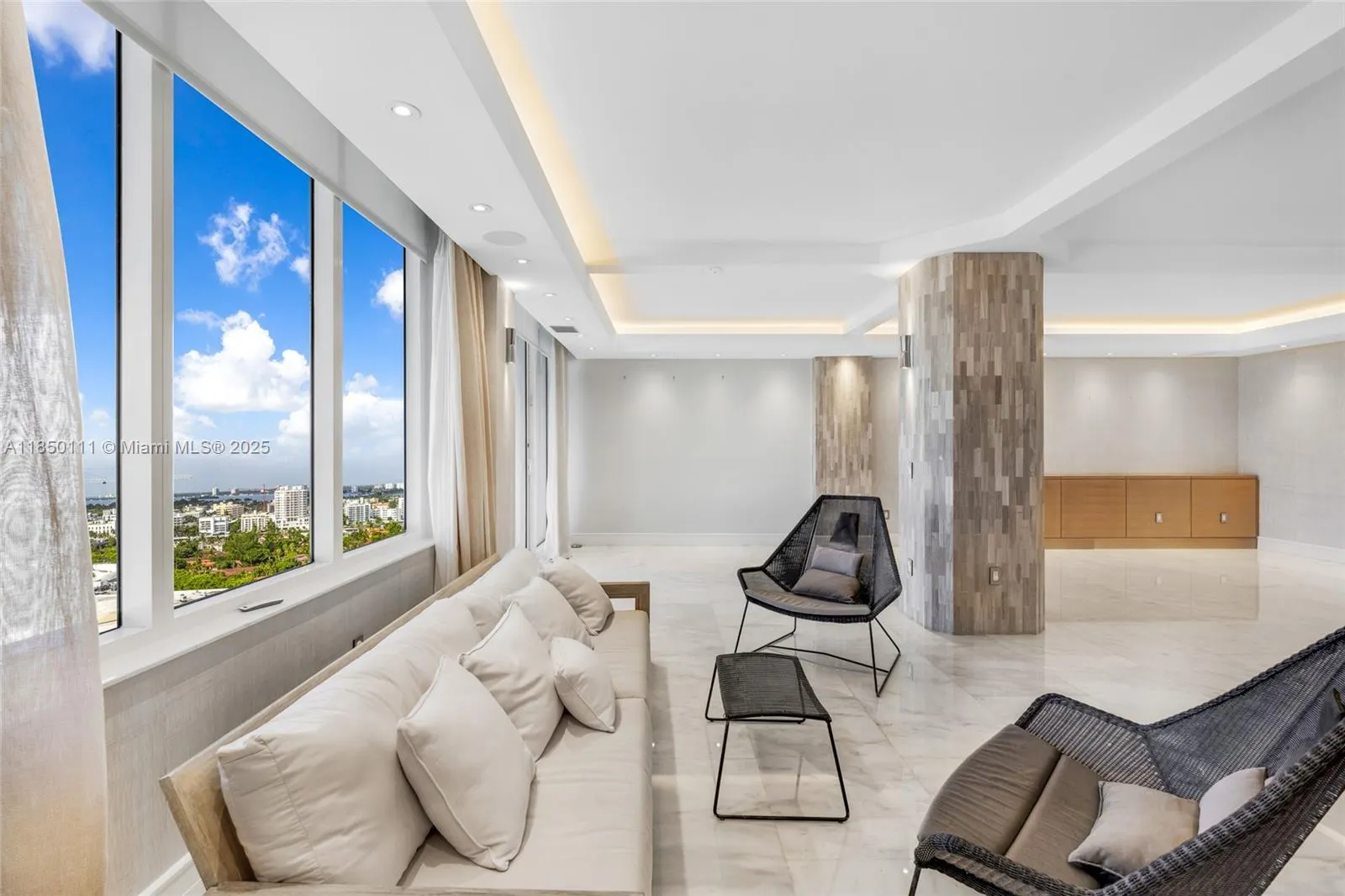 9801 Collins Ave, #PH11 Great Renovation