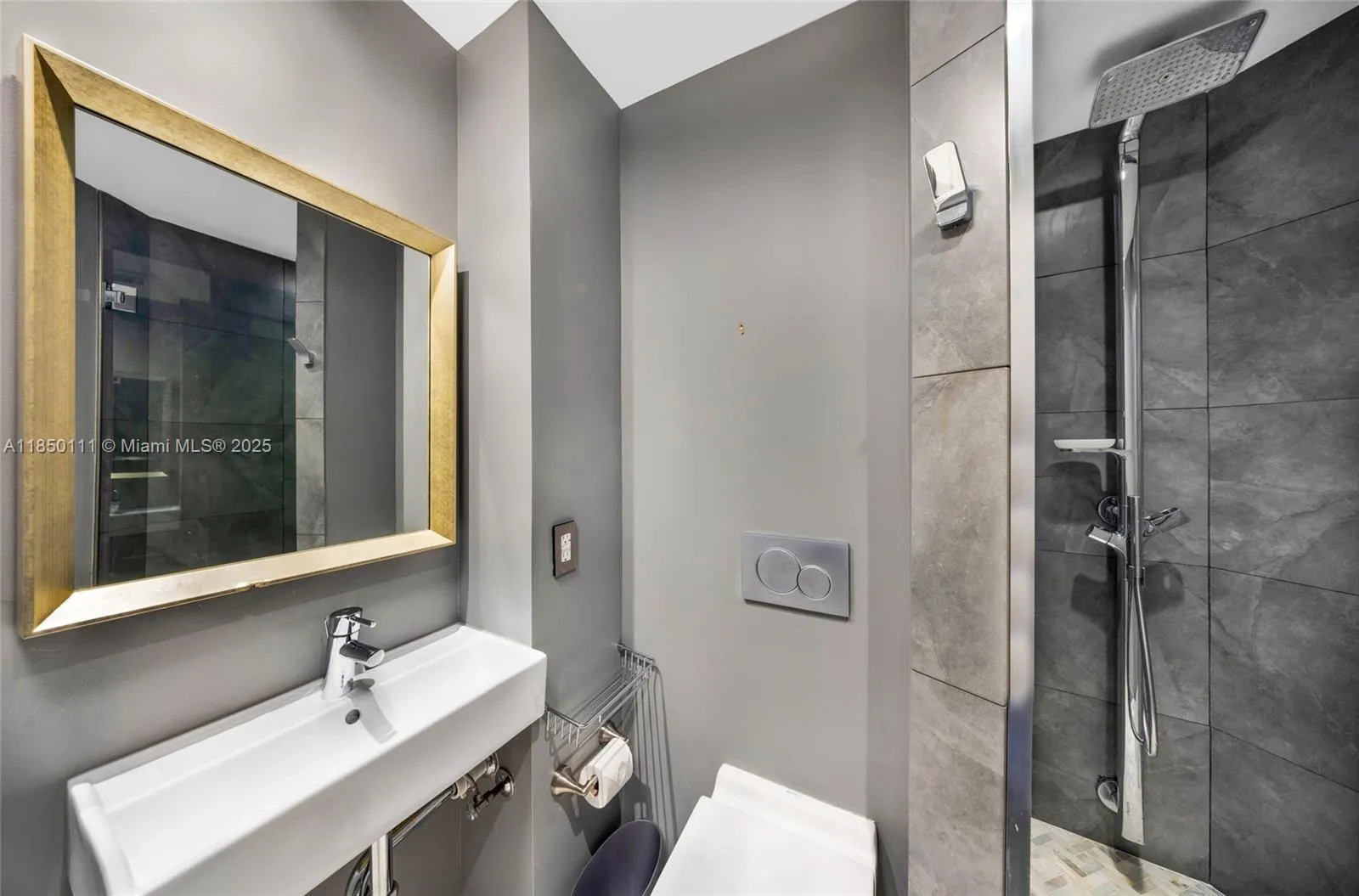9801 Collins Ave, #PH11 Great Renovation