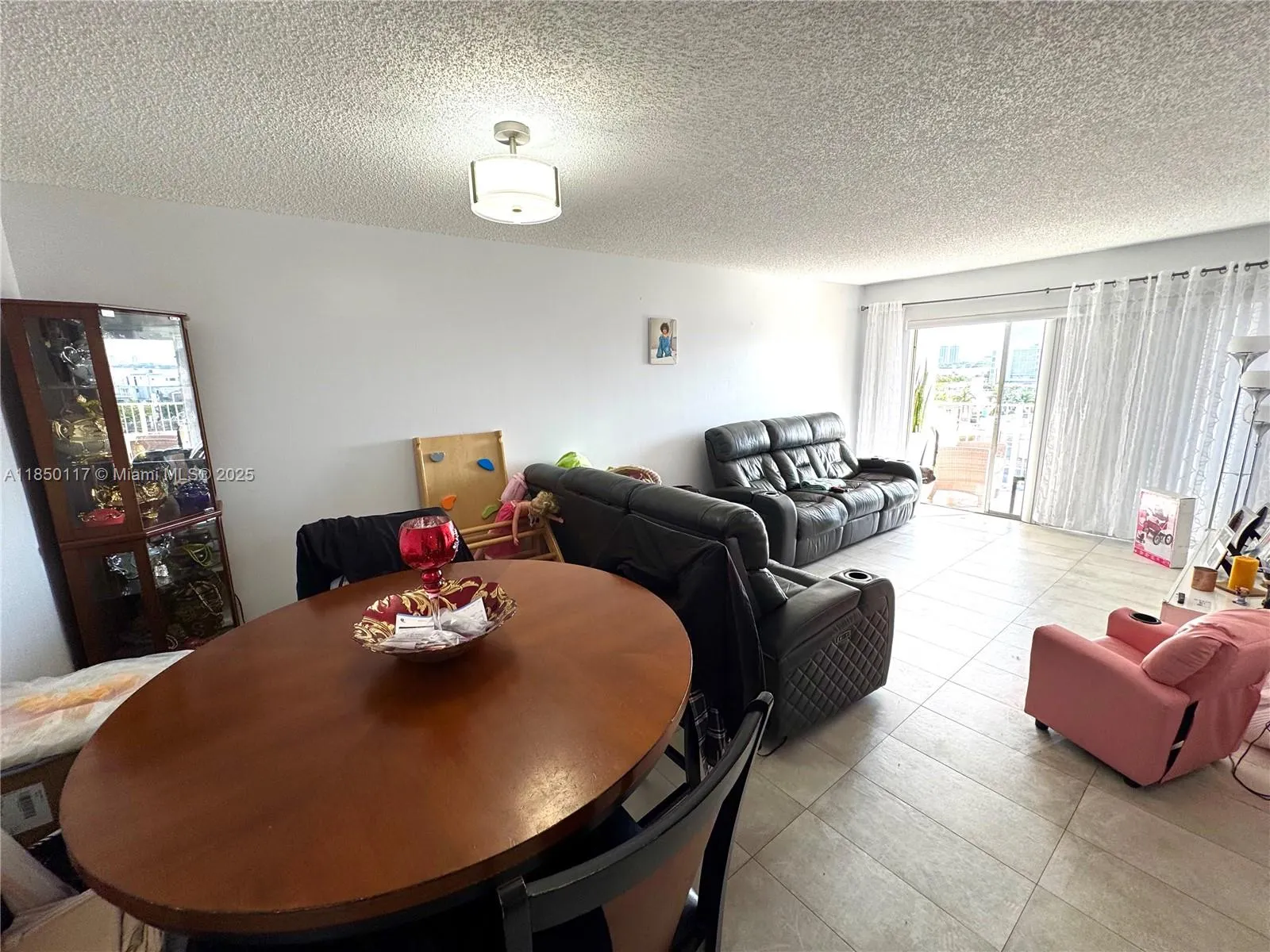 1975 Normandy Dr, #504