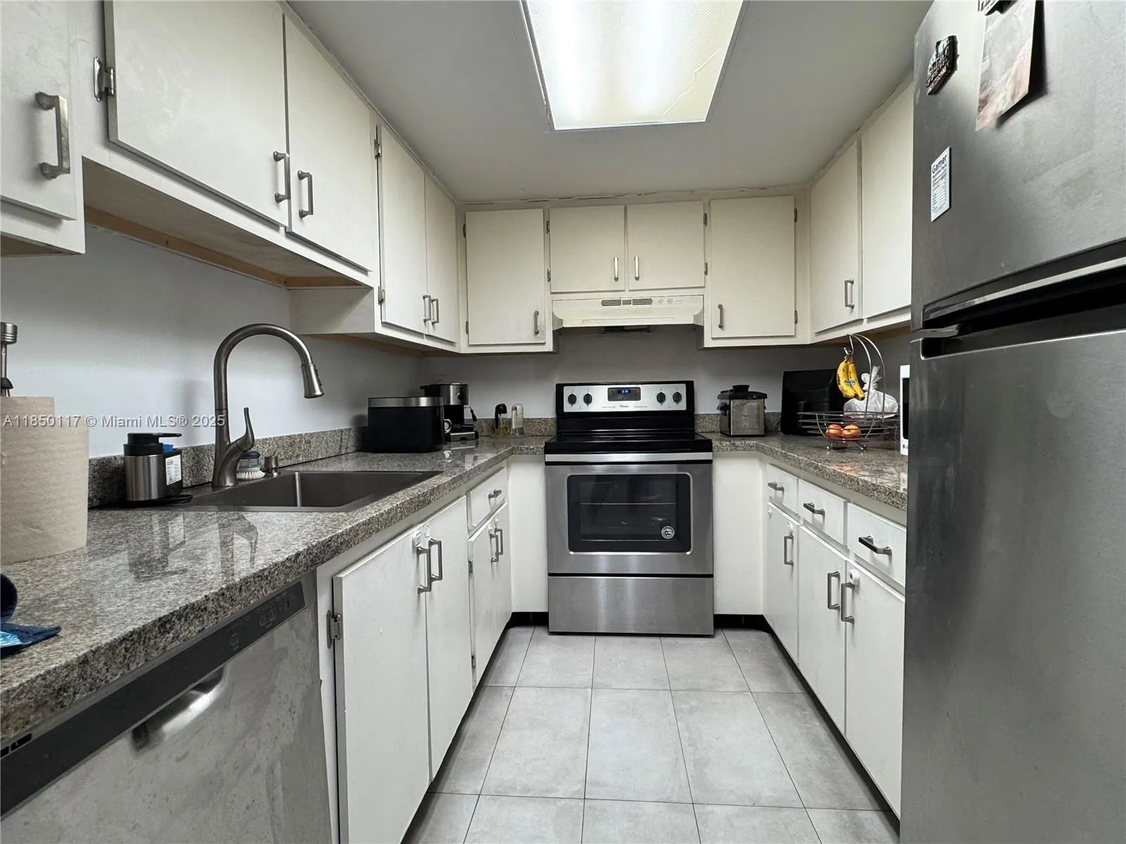 1975 Normandy Dr, #504
