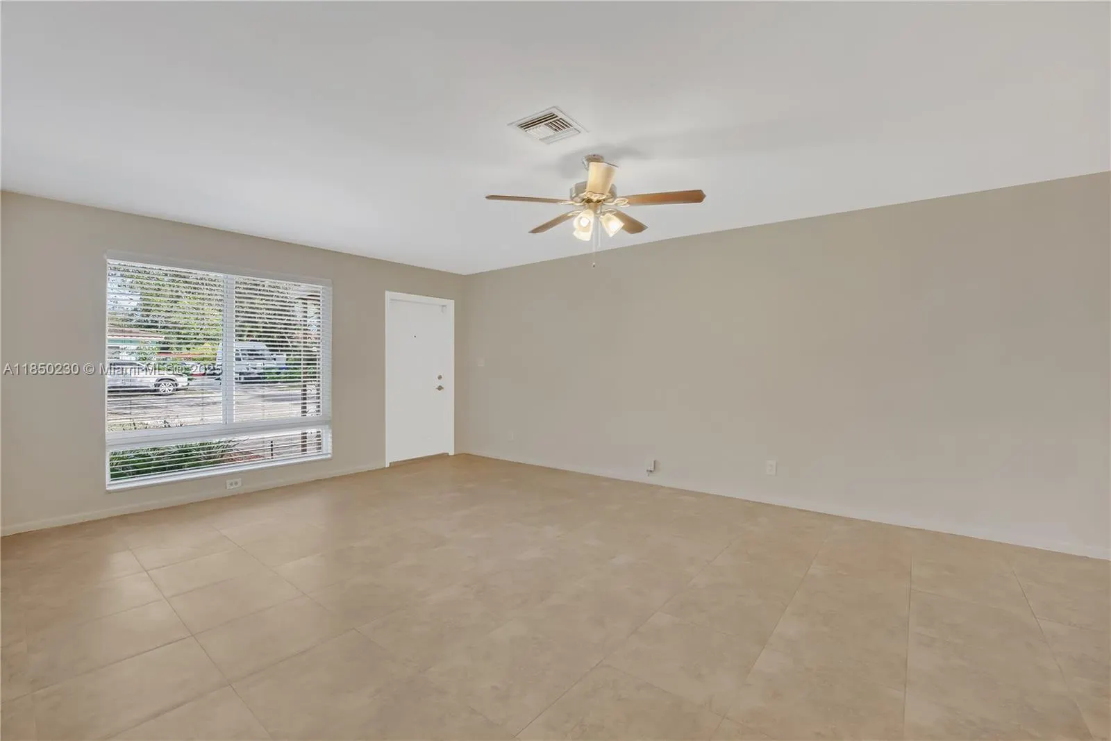 830 SW 18th St