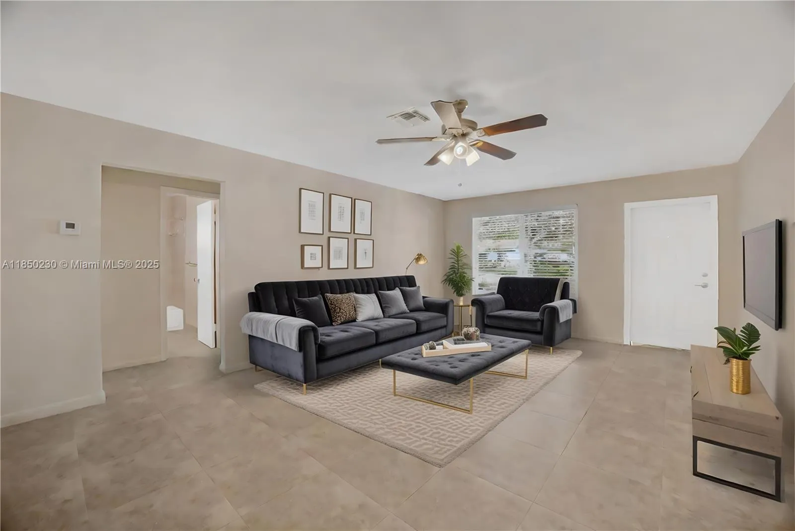 830 SW 18th St