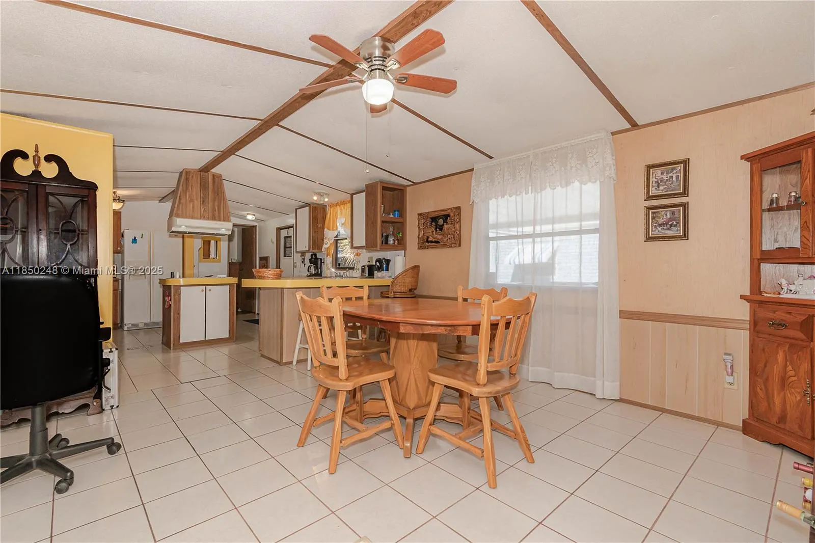 8 Highborne Ln