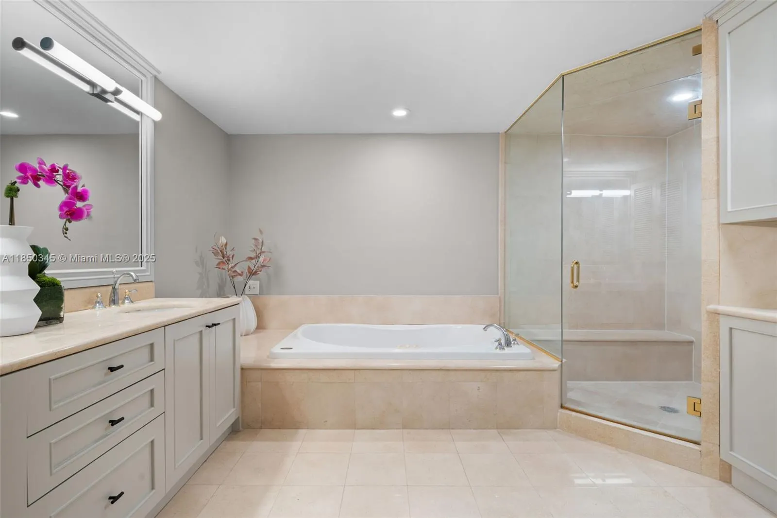 2100 N Ocean Blvd, #18D