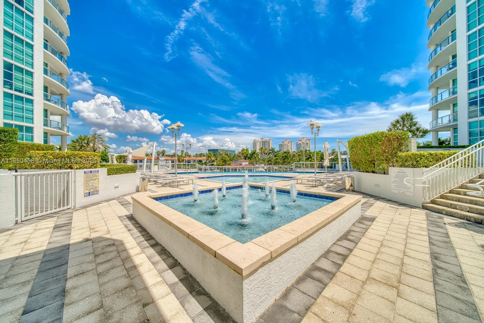 3131 NE 188th St, #2-1103