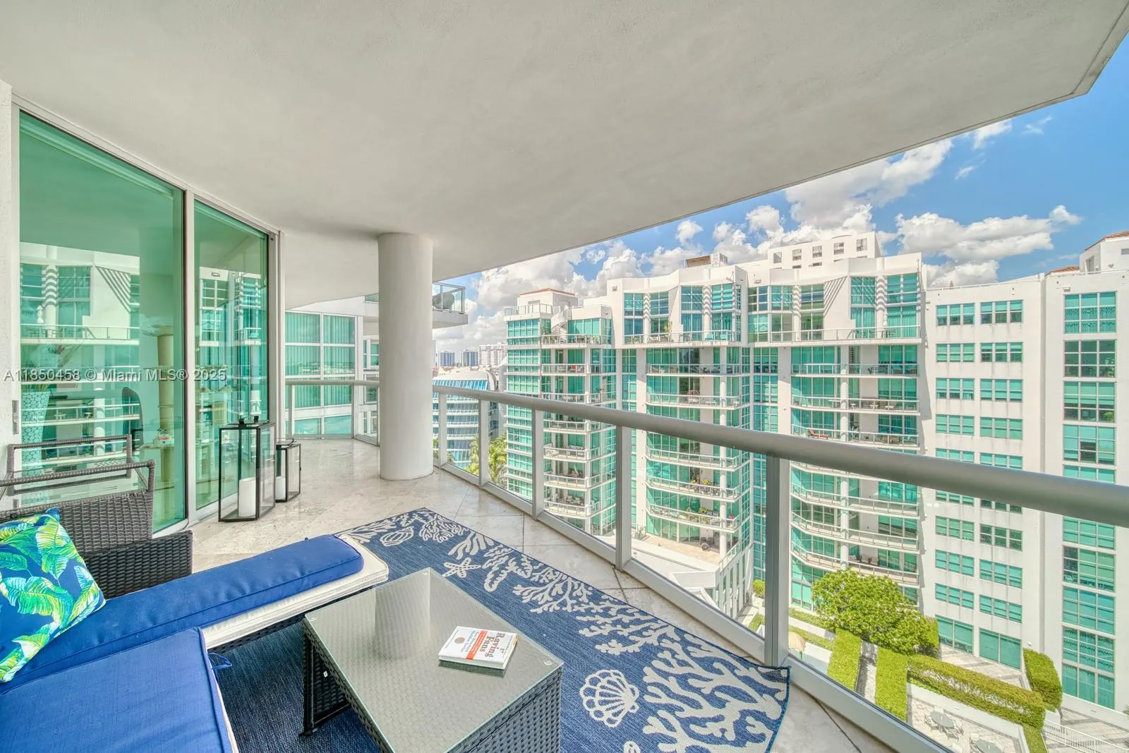 3131 NE 188th St, #2-1103