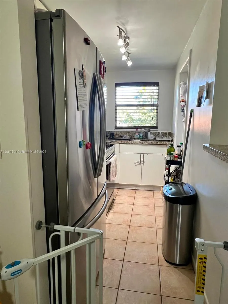 270 Layne Blvd, #208