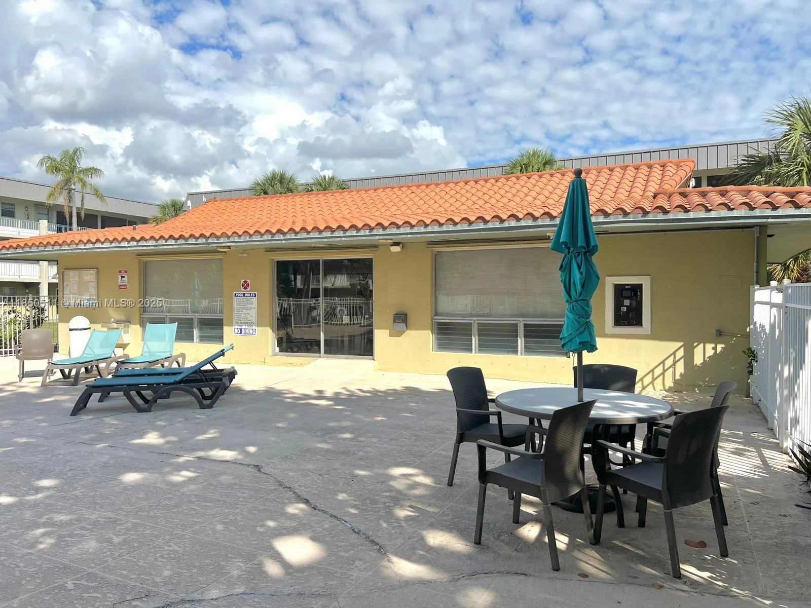 270 Layne Blvd, #208