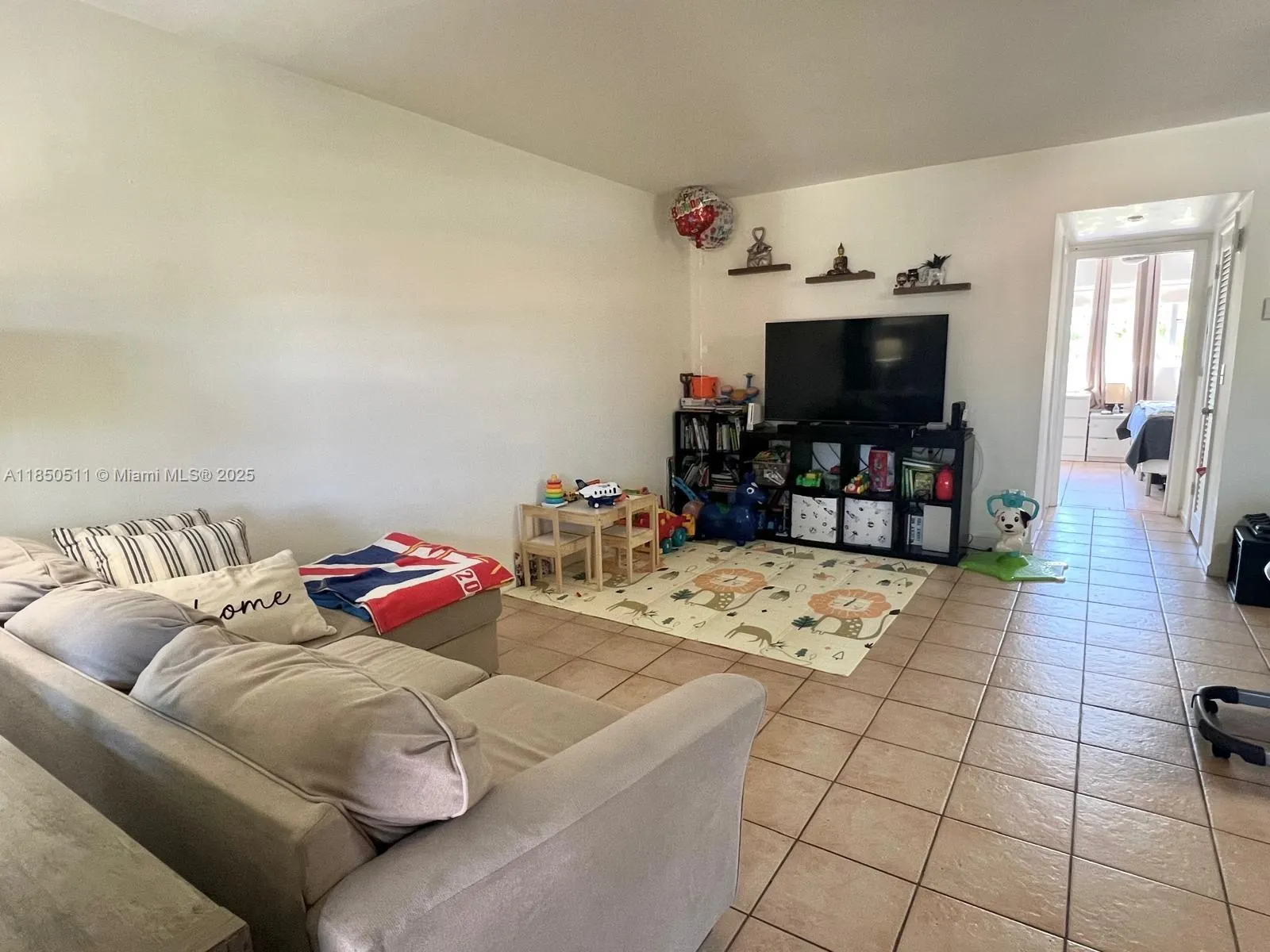 270 Layne Blvd, #208