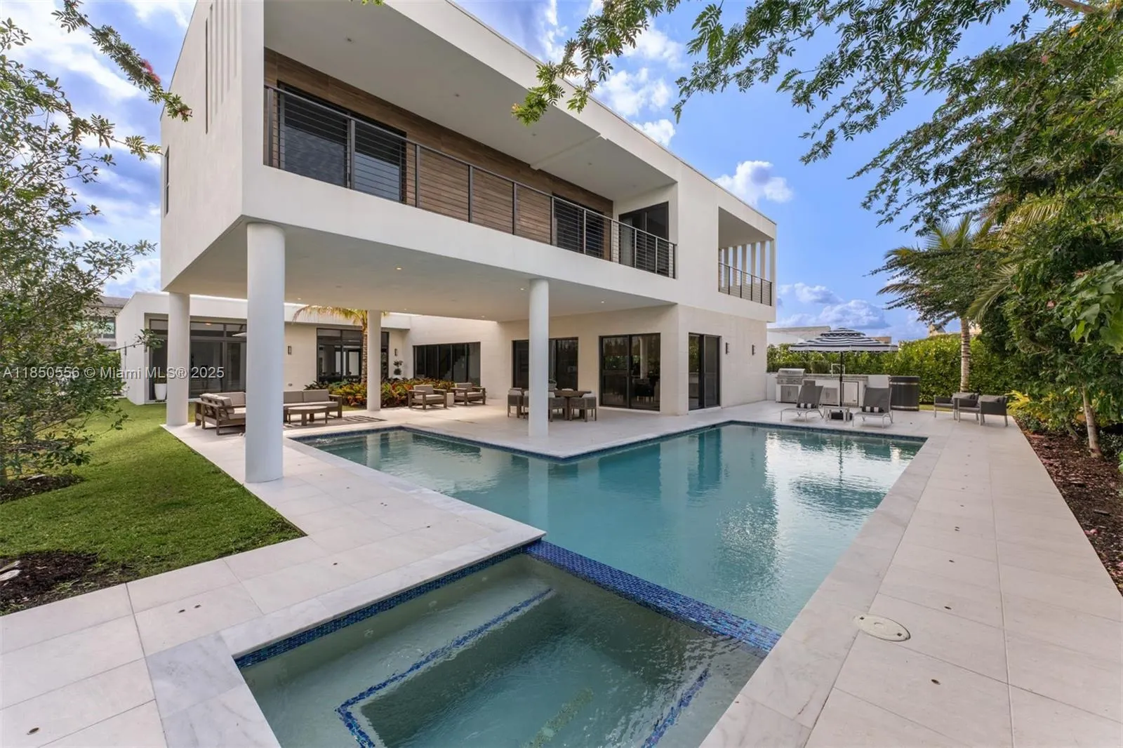16703 S Botaniko Dr S