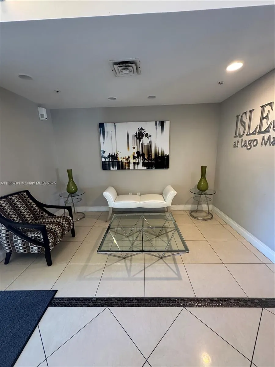 12650 Vista Isles Dr, #923