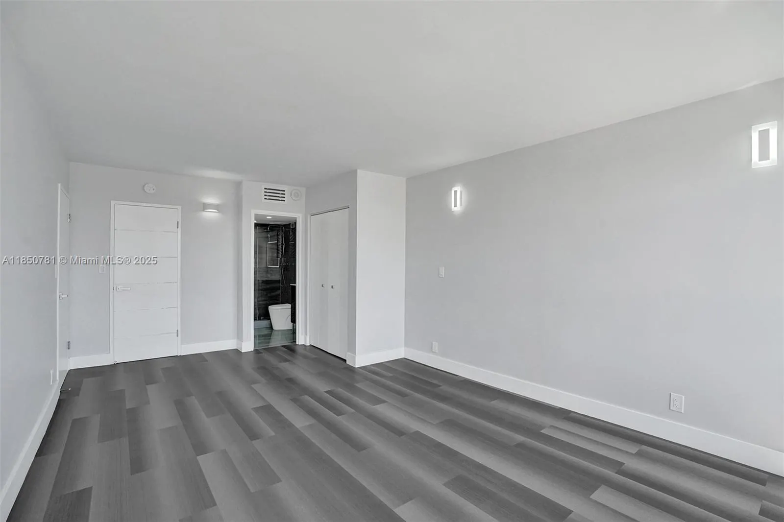 500 Three Islands Blvd, #1201