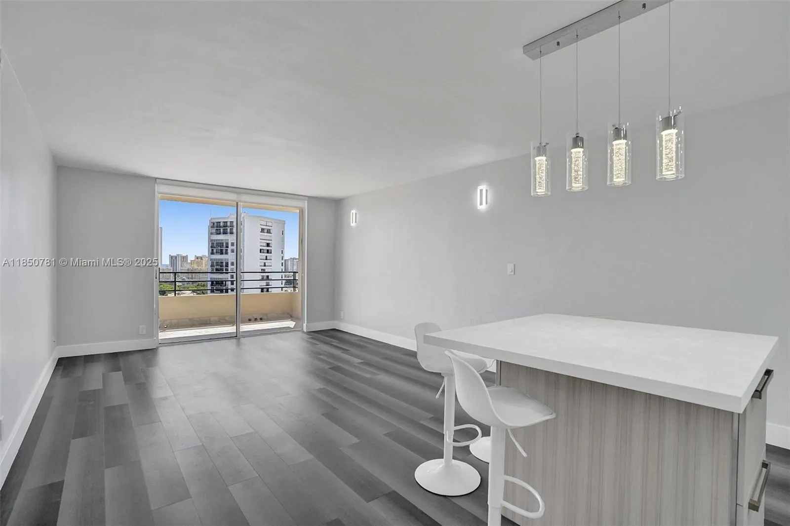 500 Three Islands Blvd, #1201