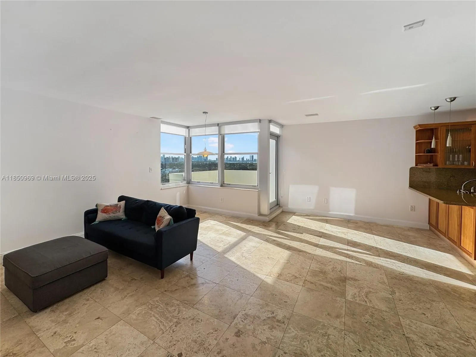 2899 Collins Ave, #PH F