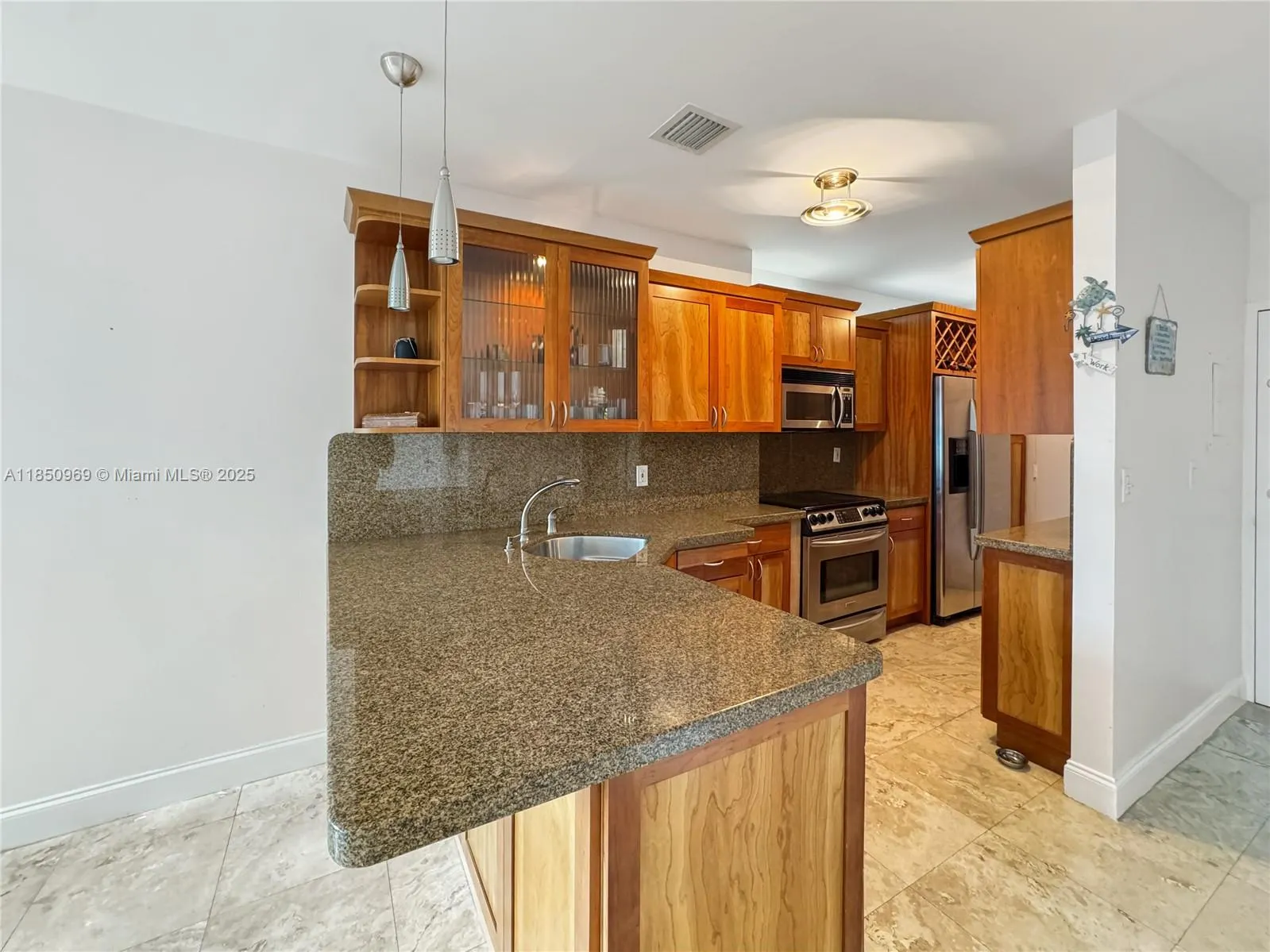 2899 Collins Ave, #PH F
