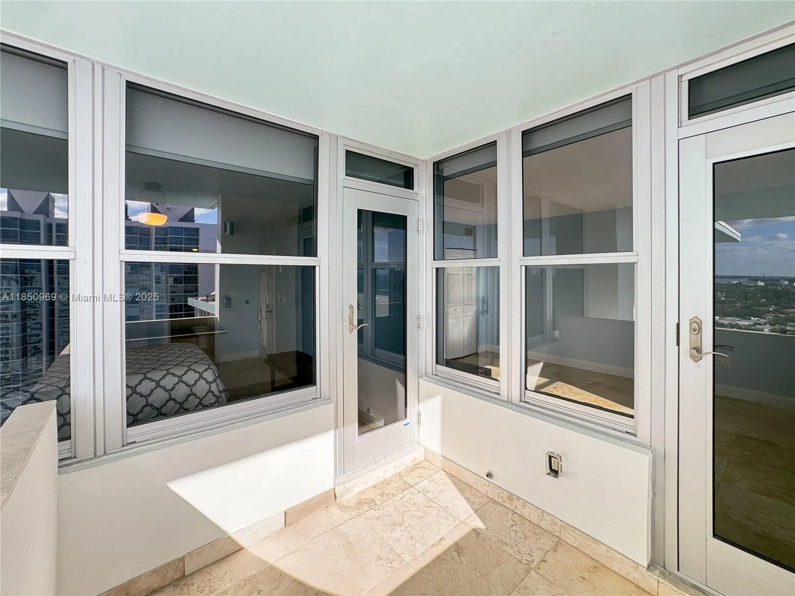2899 Collins Ave, #PH F