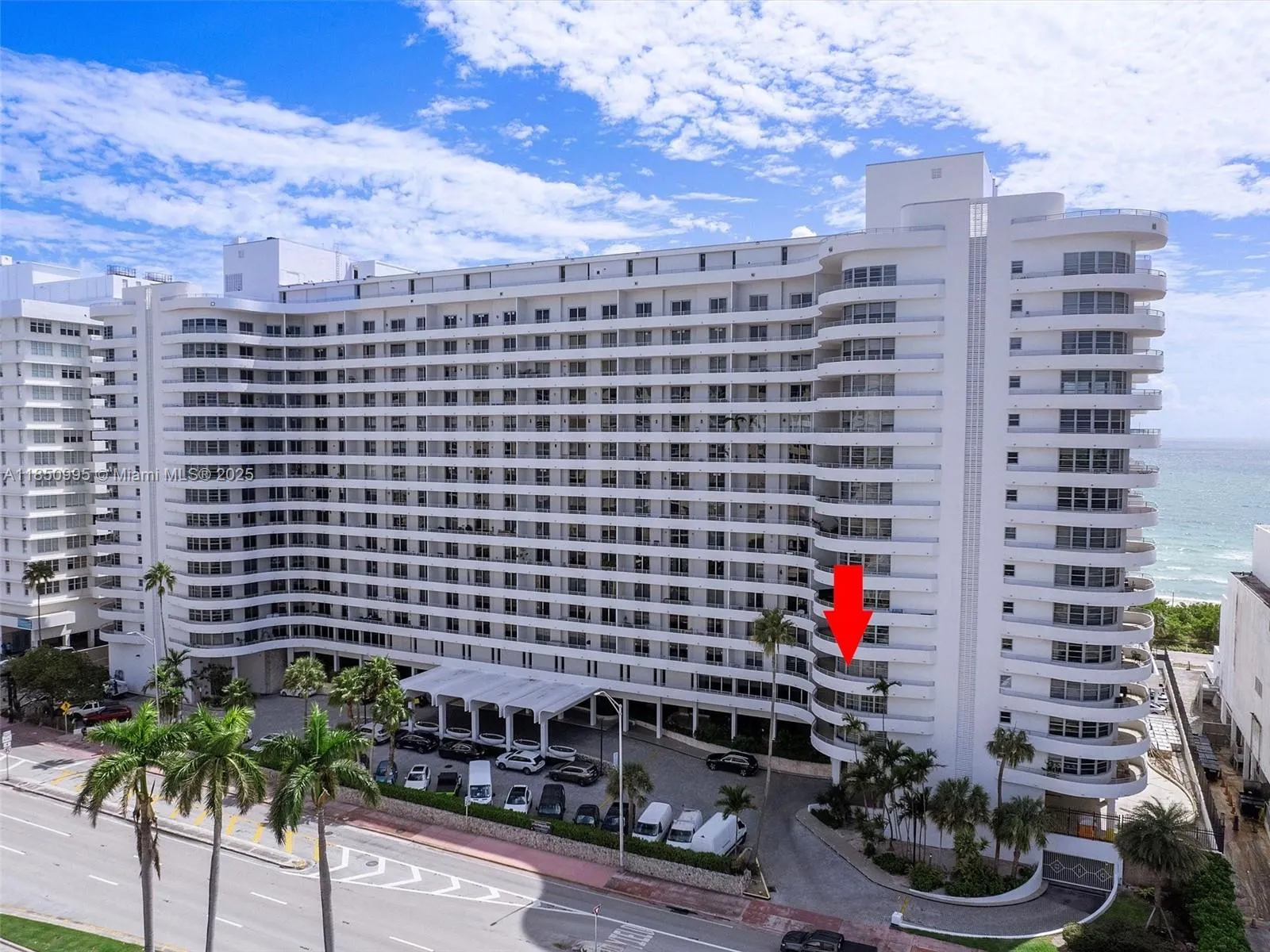 5555 Collins Ave, #4S