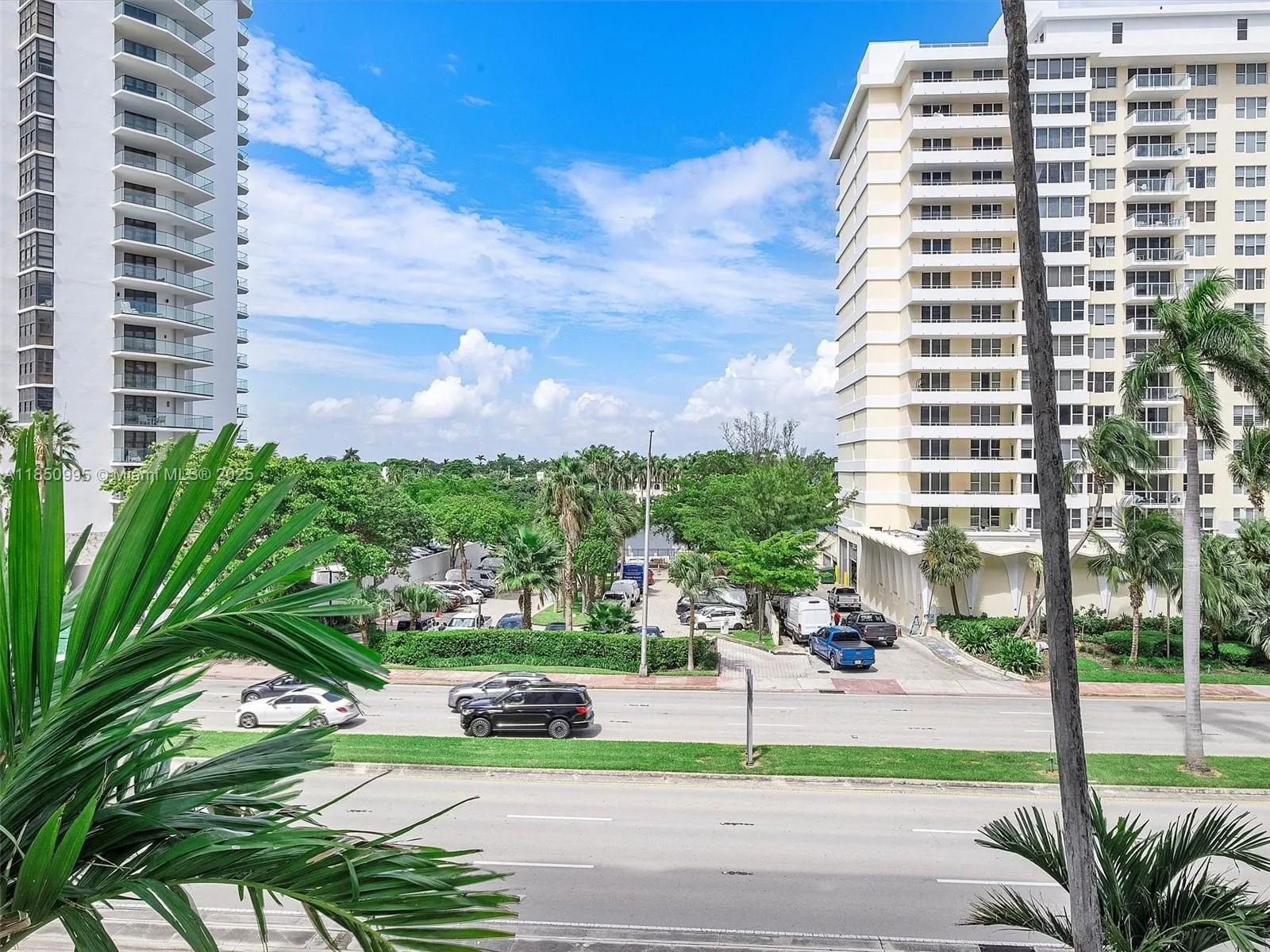 5555 Collins Ave, #4S