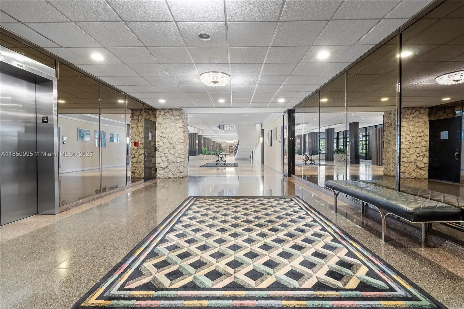 5555 Collins Ave, #4S