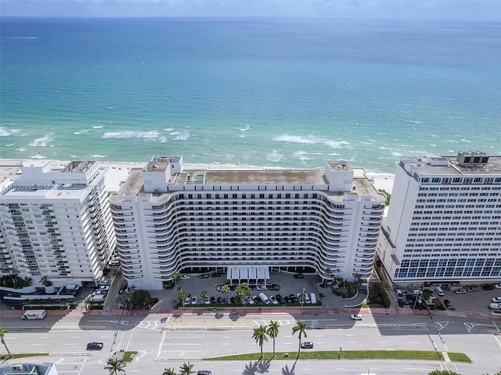 5555 Collins Ave, #4S