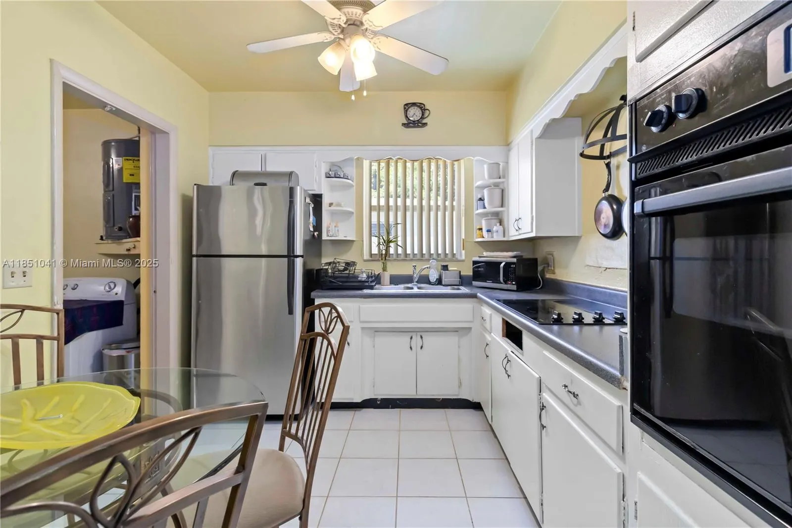 1545 NE 158th St