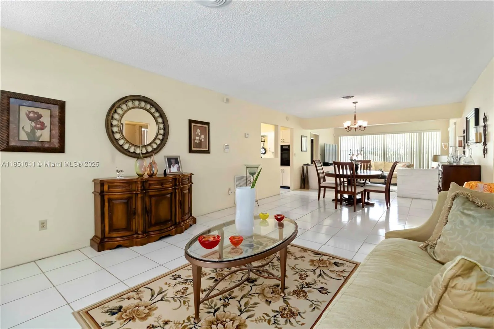 1545 NE 158th St