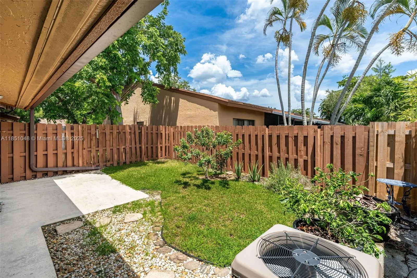 836 NW 79th Ter