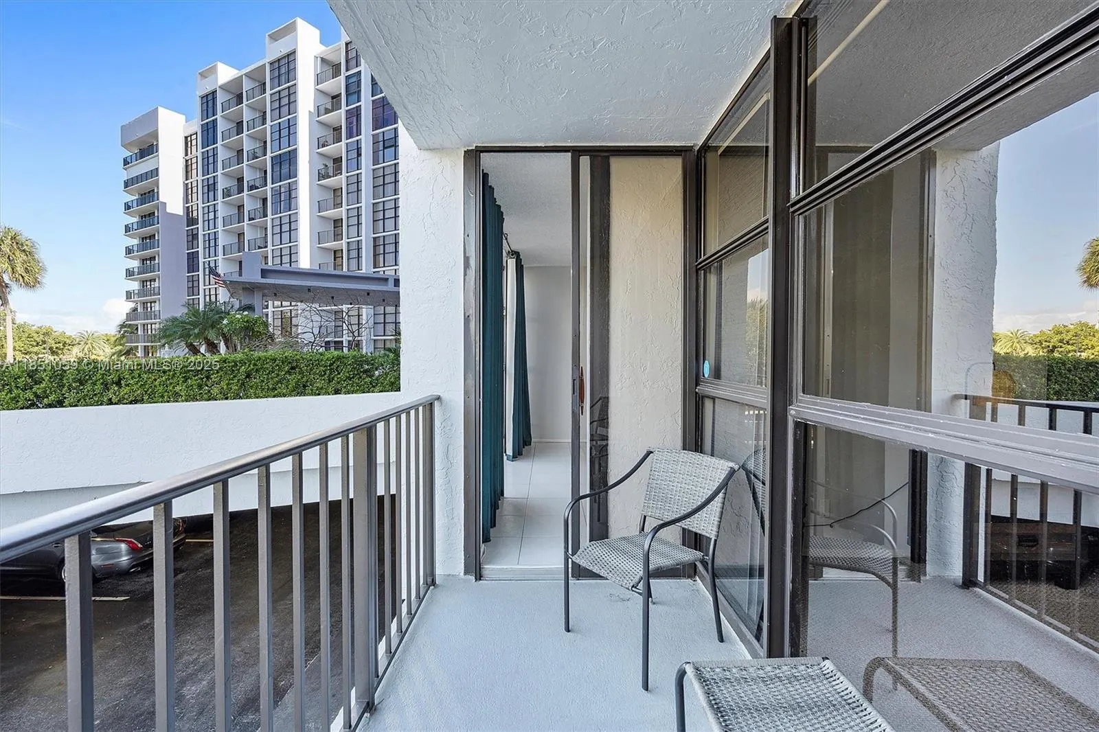 600 Parkview Dr, #227
