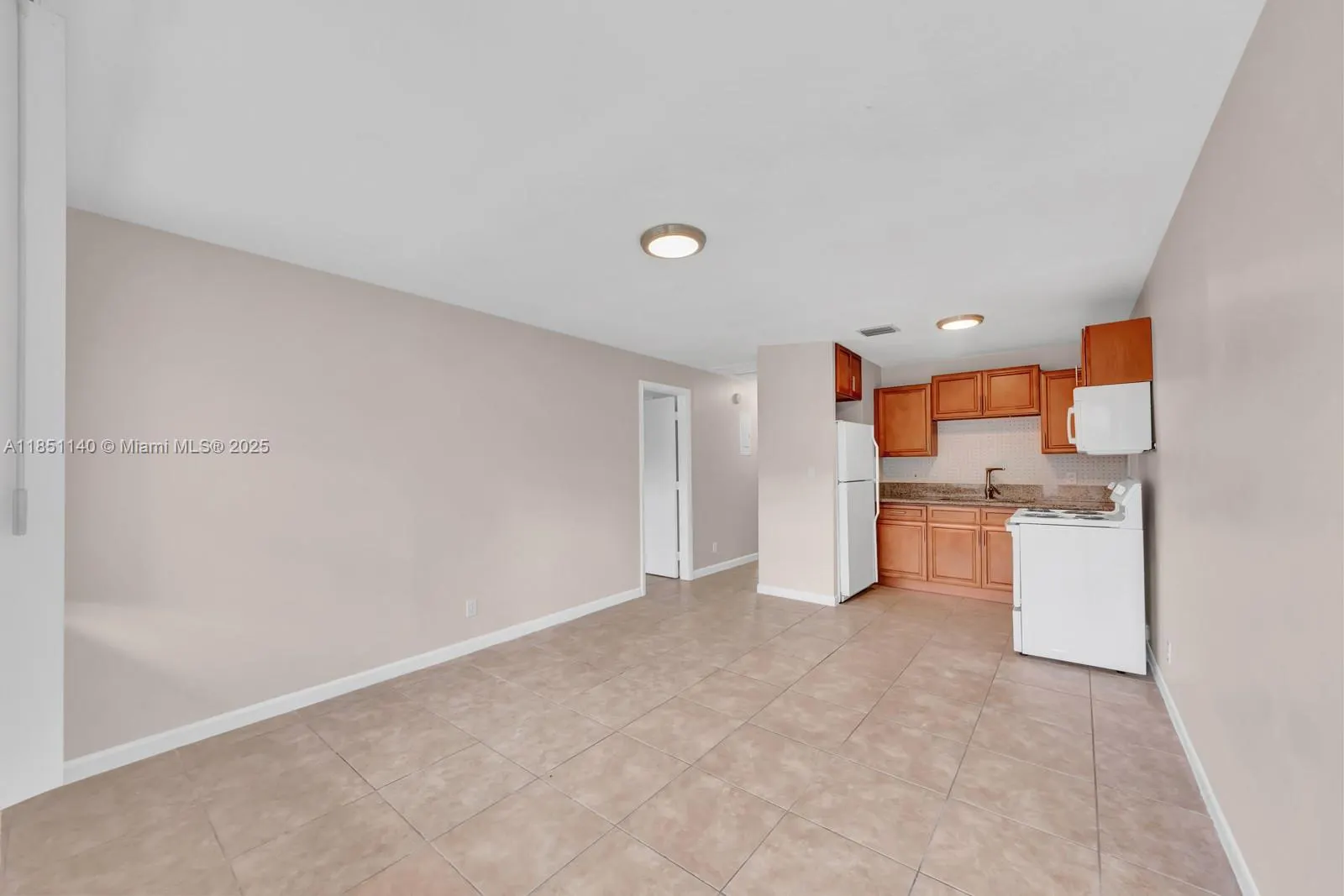 2610 Riverland Dr