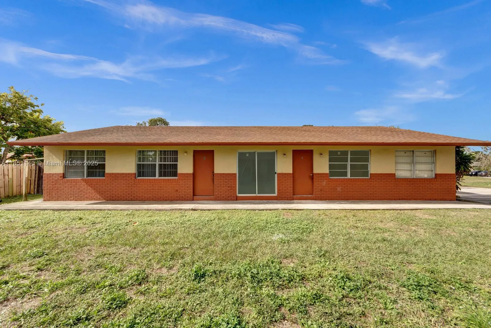 2610 Riverland Dr