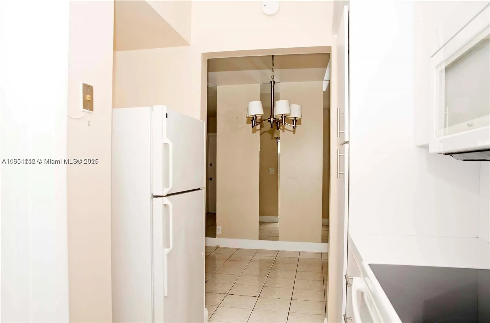 270 Layne Blvd, #305
