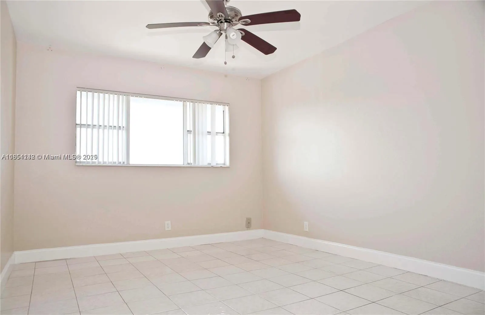 270 Layne Blvd, #305