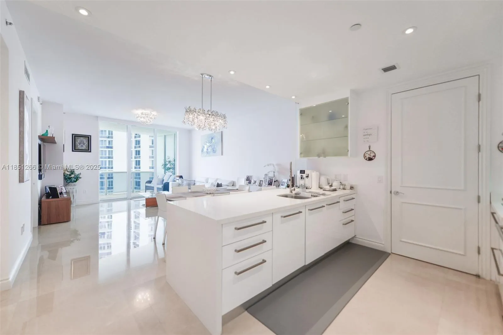 15901 Collins Ave, #1602