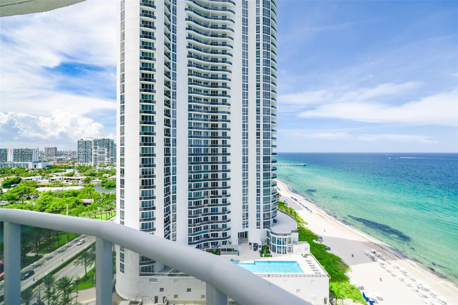 15901 Collins Ave, #1602