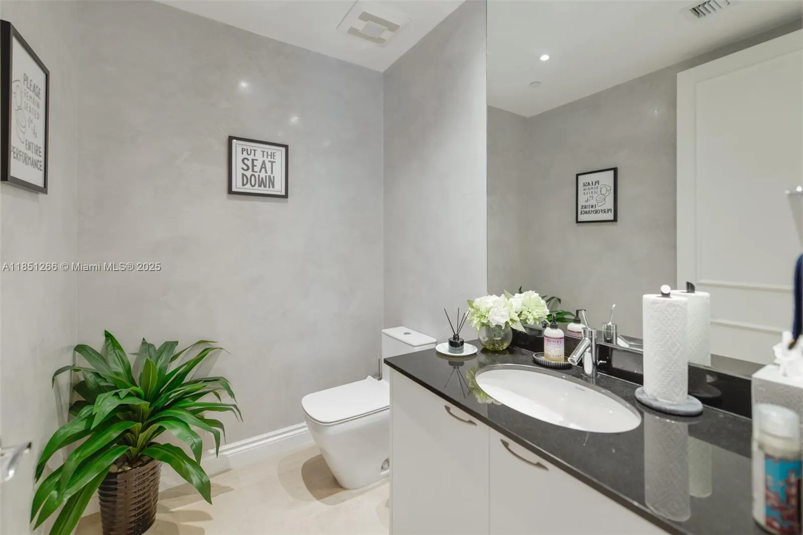 15901 Collins Ave, #1602