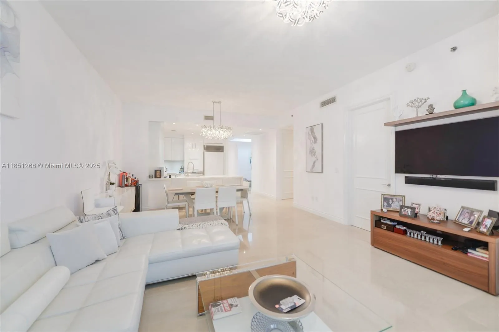 15901 Collins Ave, #1602