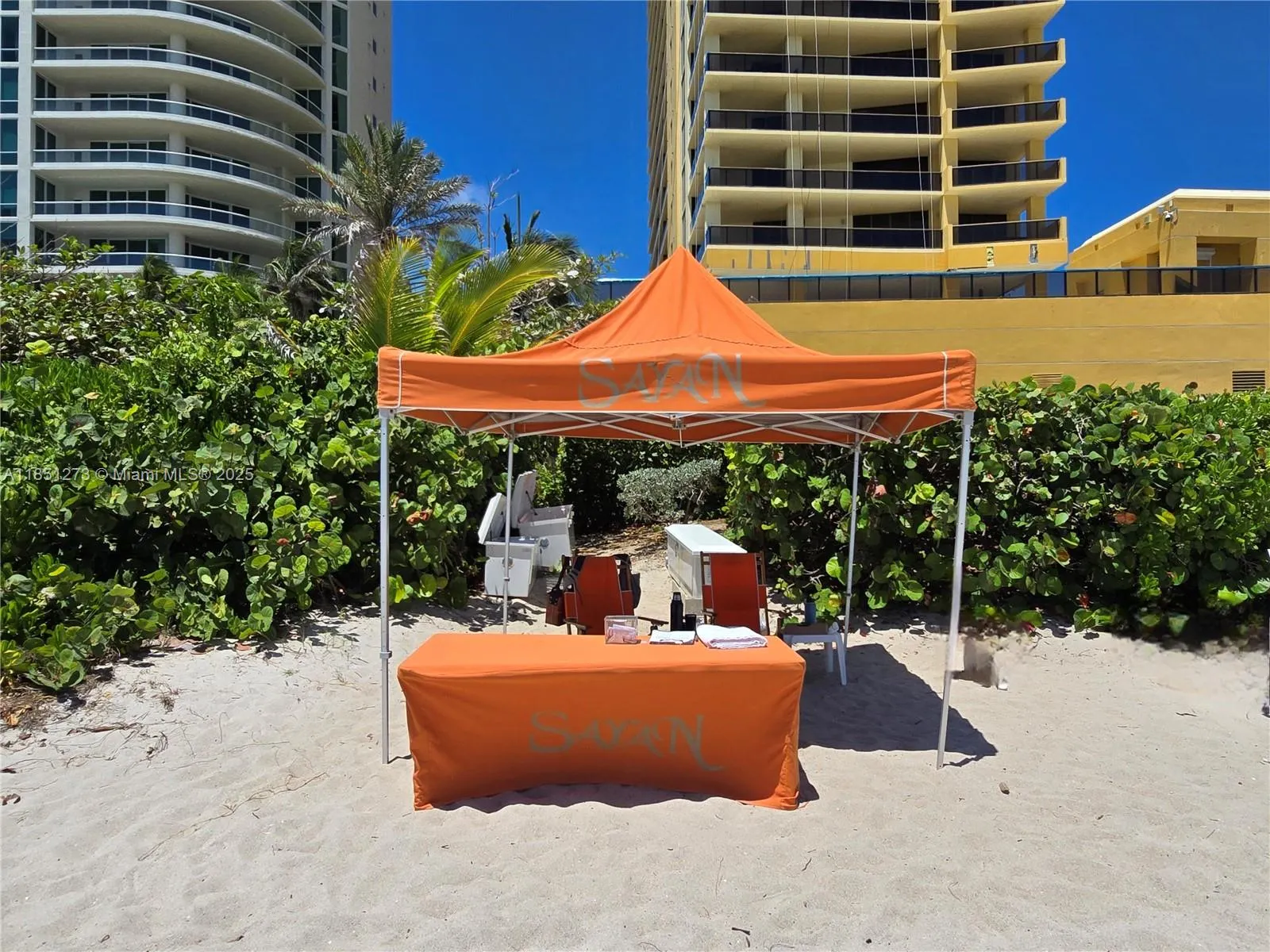 16275 Collins Ave, #801