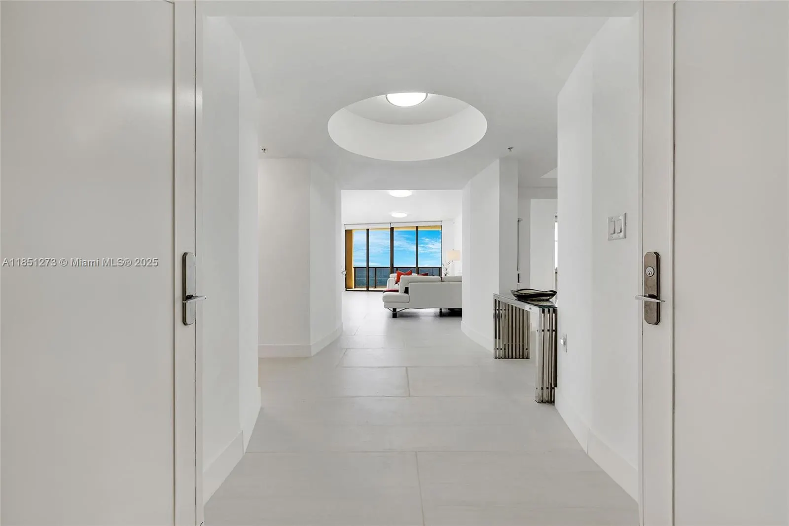 16275 Collins Ave, #801