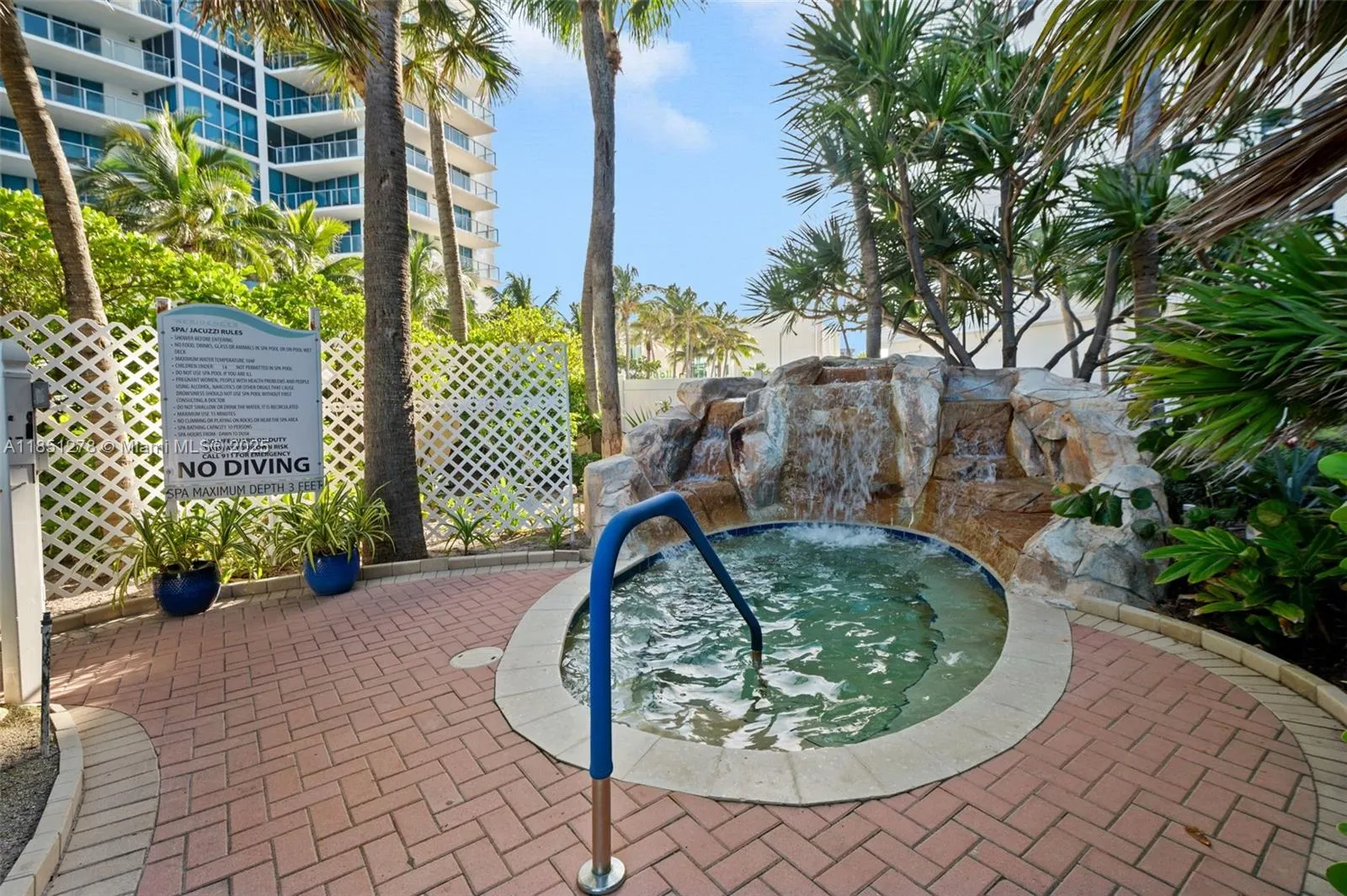 3000 S Ocean Dr, #102
