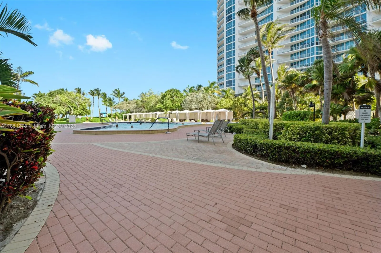3000 S Ocean Dr, #102