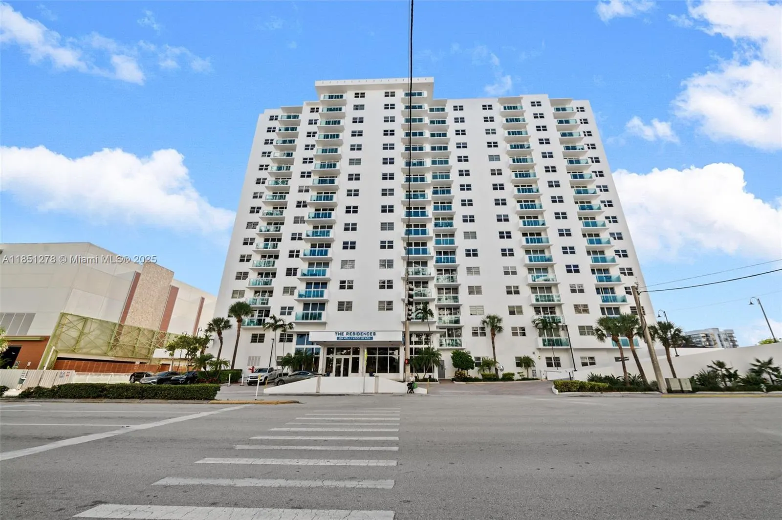 3000 S Ocean Dr, #102