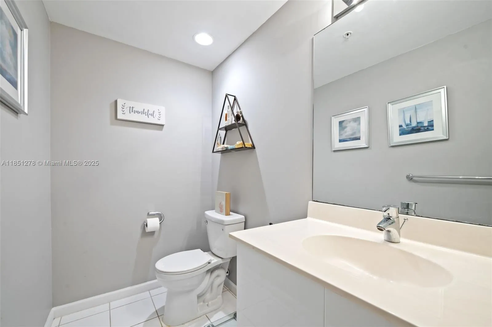 3000 S Ocean Dr, #102