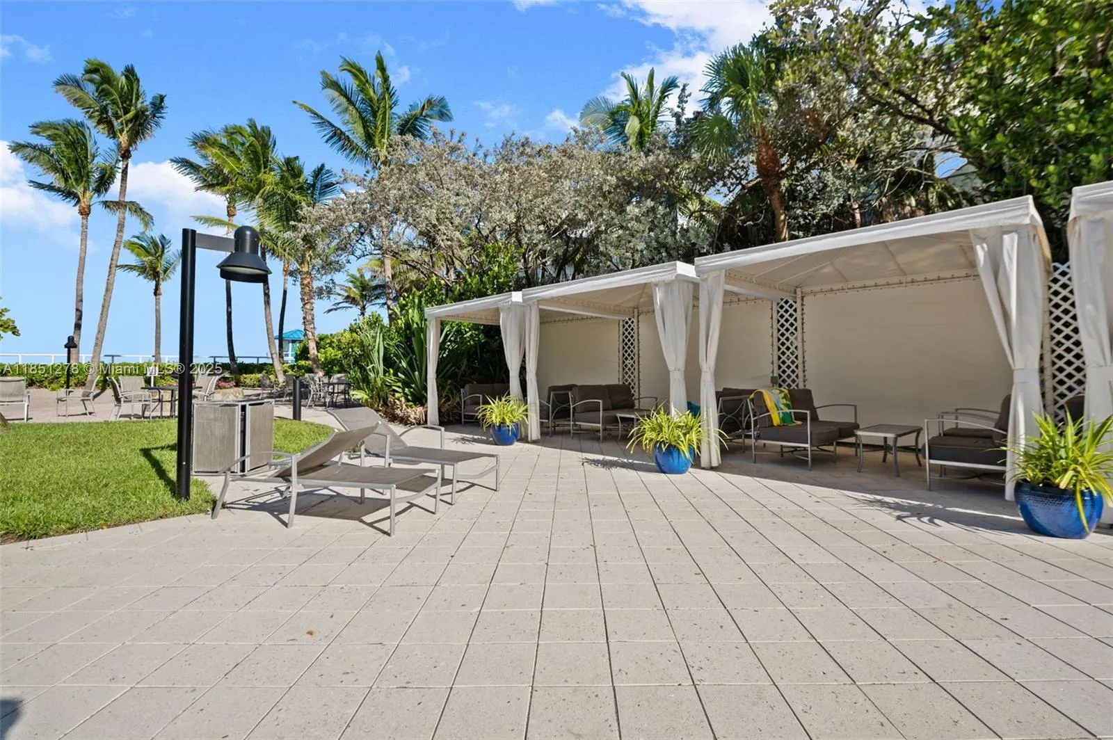 3000 S Ocean Dr, #102