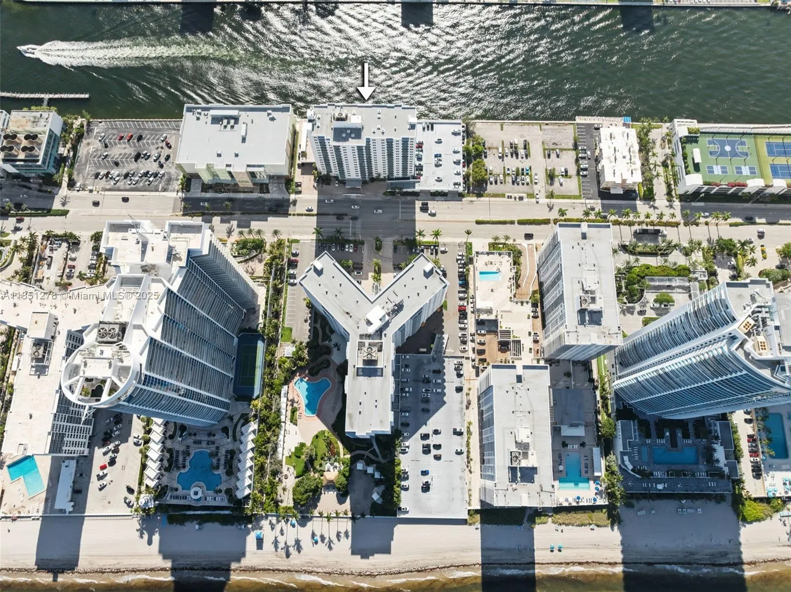 3000 S Ocean Dr, #102